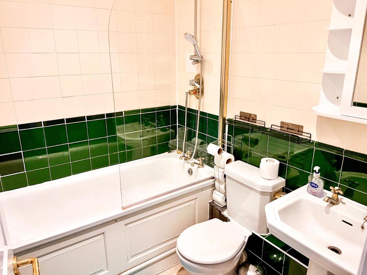 Deluxe Entire Apartment Between Covent Garden And St Pauls Cathedral London Exterior photo
